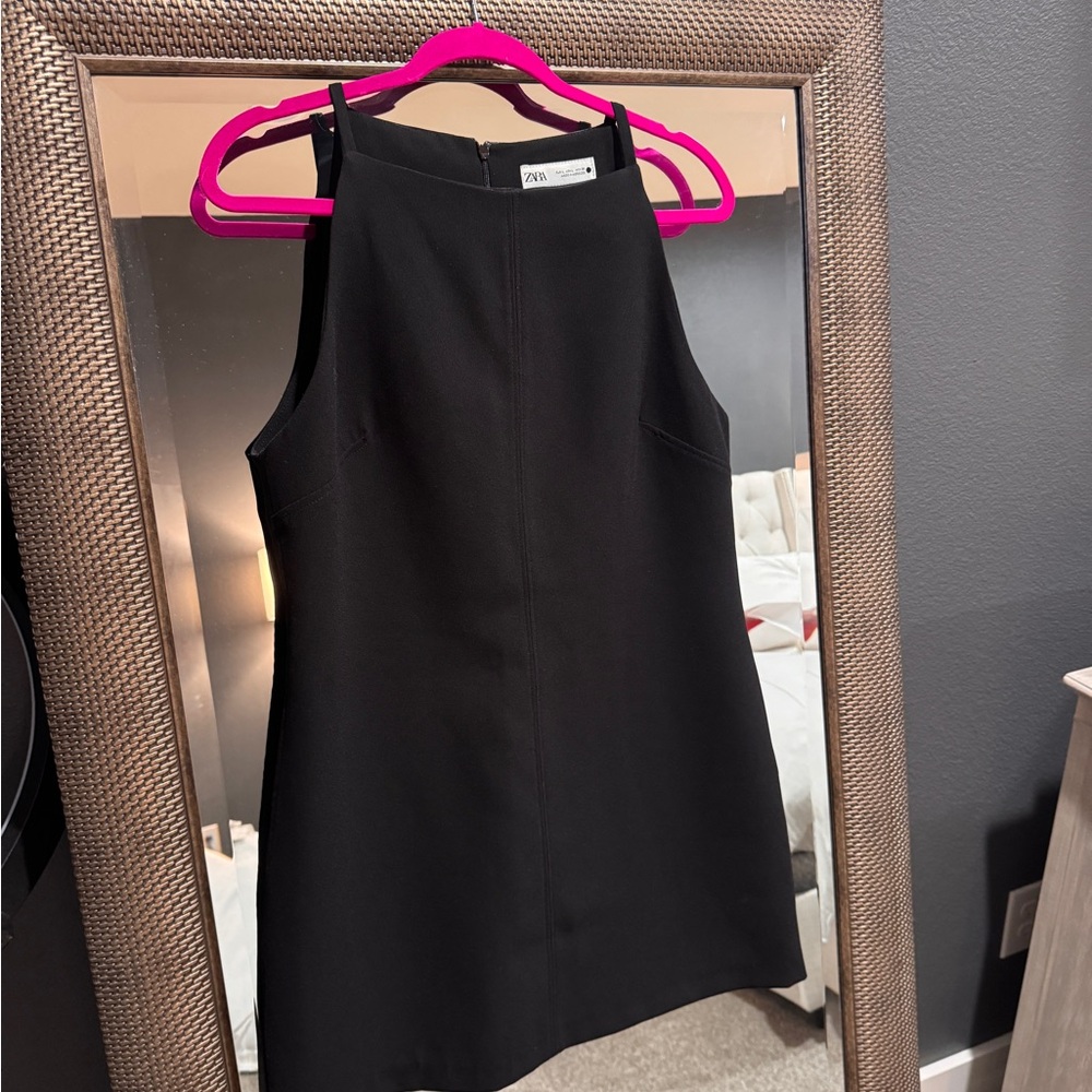 Black Sleeveless Dress